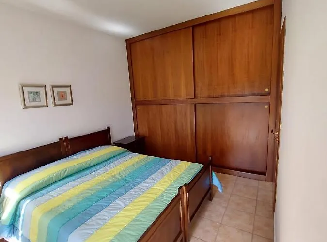 Miralago דירה לוריקה