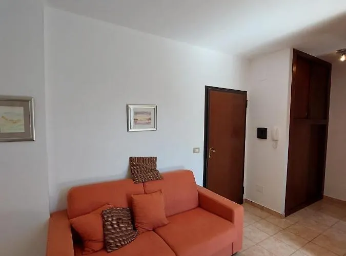 Miralago דירה לוריקה